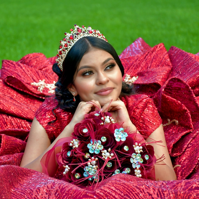 Foto y Video Profesional Quinceanera en session de fotos en Phoenix Mesa Arizona